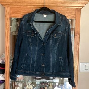 Denim jacket never worn 2x excellent condition Smoke free & pet friendly home
